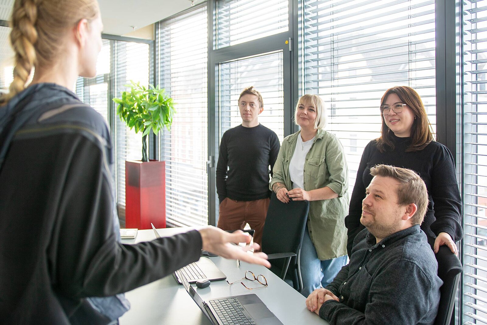 raphael Team im Beratungsgespräch zu EU-gehosteten KI-Lösungen